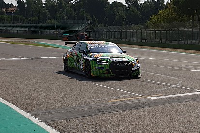 Enrico Bettera firma la pole position ad Imola