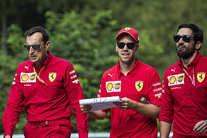 Vettel twijfelt over kansen op Spa: "Noem Ferrari geen favoriet"