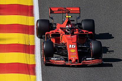 F1 Spa, Libere 3: Ferrari davanti, Hamilton sbatte!