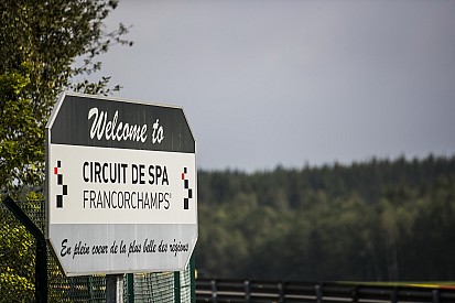 Pas de grands rassemblements en Allemagne et Belgique jusqu'à fin août