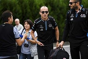 Williams drivers did well to "hide" spares shortage - Kubica