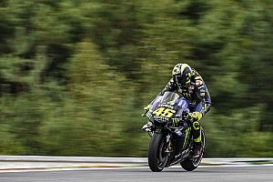 Terlalu basah, alasan Rossi tidak pakai ban slick
