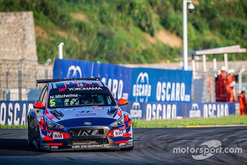 WTCR Ningbo: Michelisz leidt na dramaweekend van Guerrieri