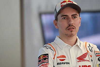 Lorenzo : Des tops 5 ou des podiums sans la blessure