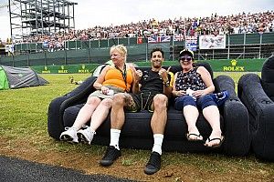 Ricciardo: "Red Bull'dan ayrılmamın sebeplerinden birisi mühendisimin ayrılığıydı"