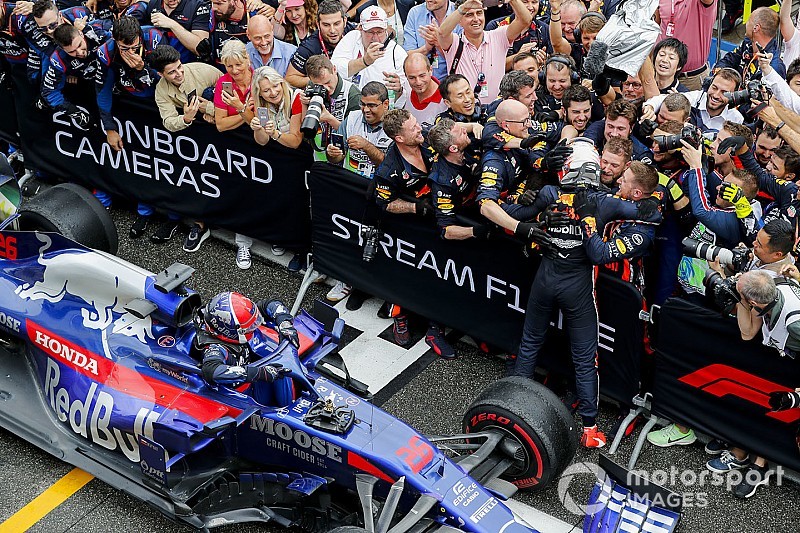 Kvyat: Zafer ve podyumlar için yarışmak istiyorum