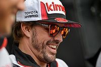 Alonso widzi się w hipersamochodzie