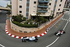 «Я слишком долго оставался позади Williams». Джовинацци объяснил аварию с Кубицей