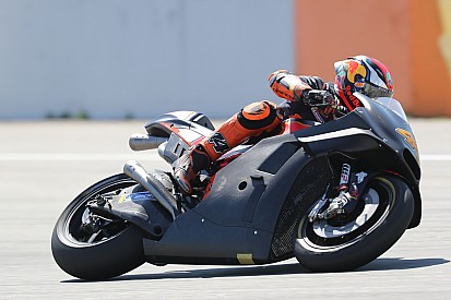 Espargaró: “Pedrosa hizo la Honda de Stoner y Márquez, y ahora hará la KTM”