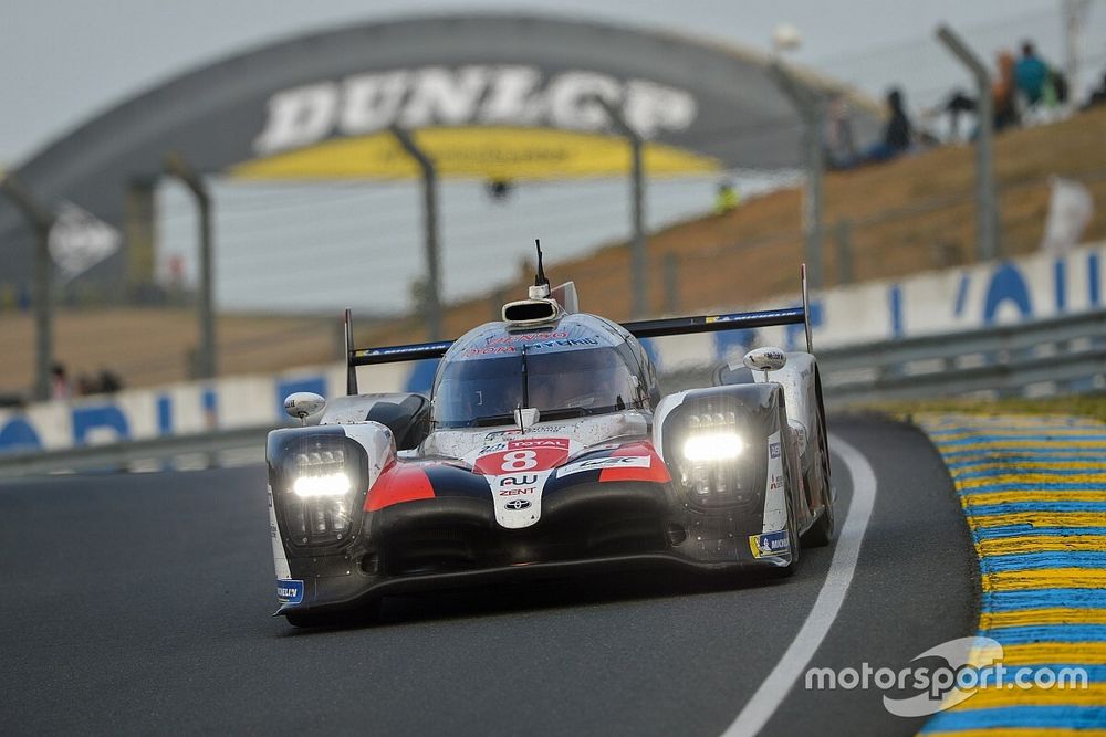 Alonso chiama Rossi: "Vieni a correre a Le Mans con me..."