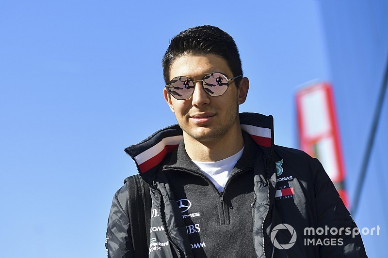 Ocon: Mercedes'in "inanılmaz hızlı" bir aracı var