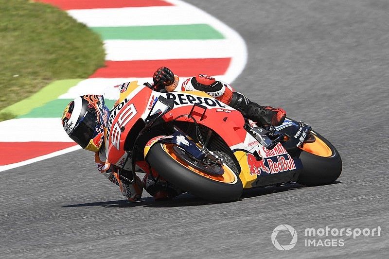 Lorenzo ‘ducatiza’ la frenada de la Honda