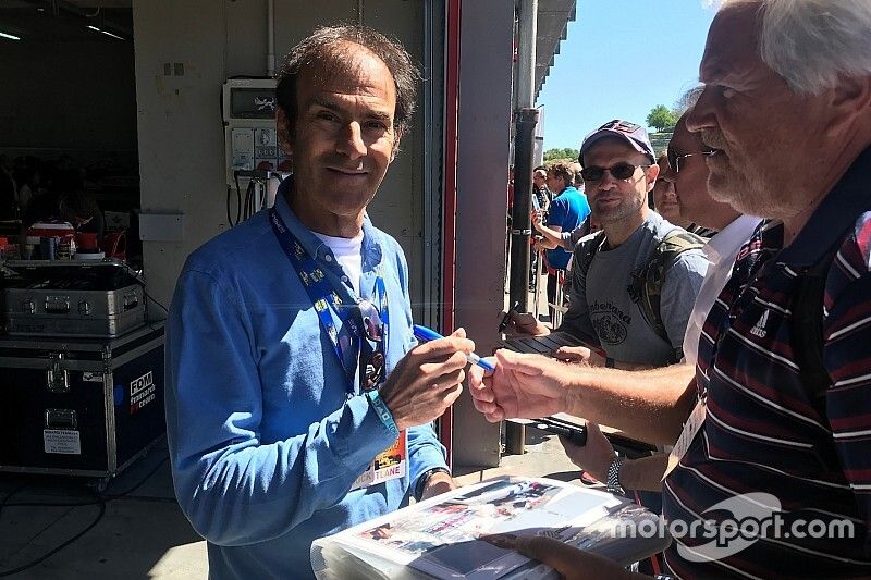 «Как фанату Ferrari мне действительно больно». Пирро о штрафе Феттеля и критике в свой адрес