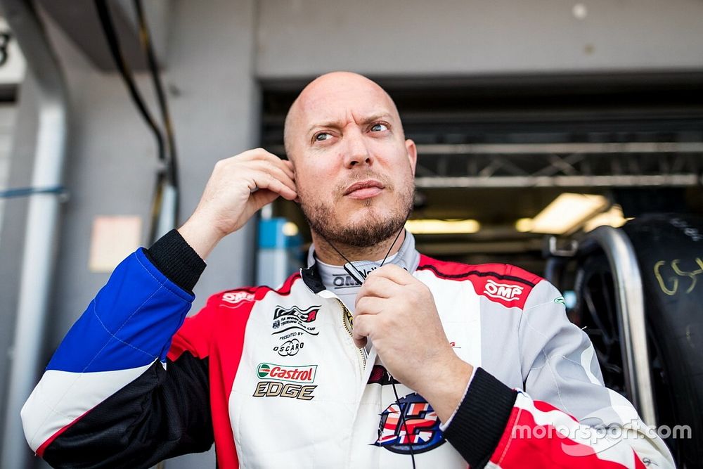 Rob Huff conferma: "Nel 2020 niente WTCR, seguirò il mio team"