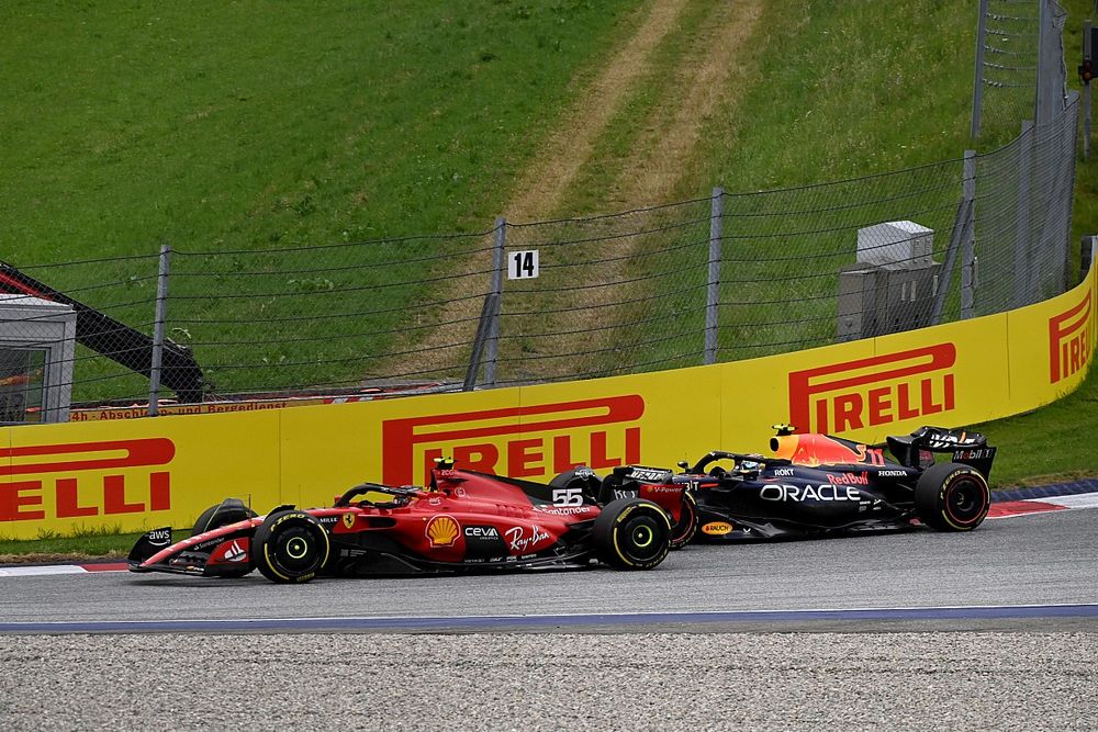 Carlos Sainz, Ferrari SF-23, Sergio P&eacute;rez, Red Bull Racing RB19