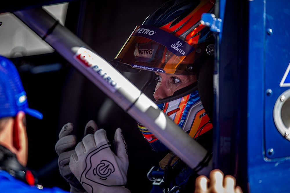 A curitibana Kaká Magno é uma das caras novas da Stock Series em 2023

