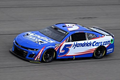 Larson en la pole para Richmond, Suárez tendrá que remontar