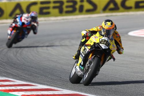 Iannone mantiene un perfil bajo a pesar de su gran debut en WSBK