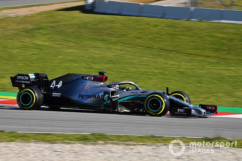 Hamilton admite preocupación en Mercedes por los problemas