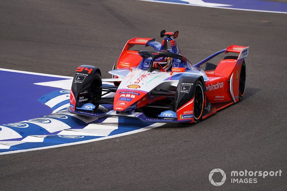 Meggyőző Wehrlein-győzelem a Formula E online versenyén Monacóban