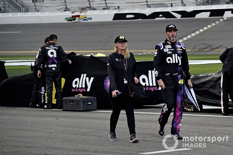 Daytona 500 pospuesta hasta el lunes por lluvia