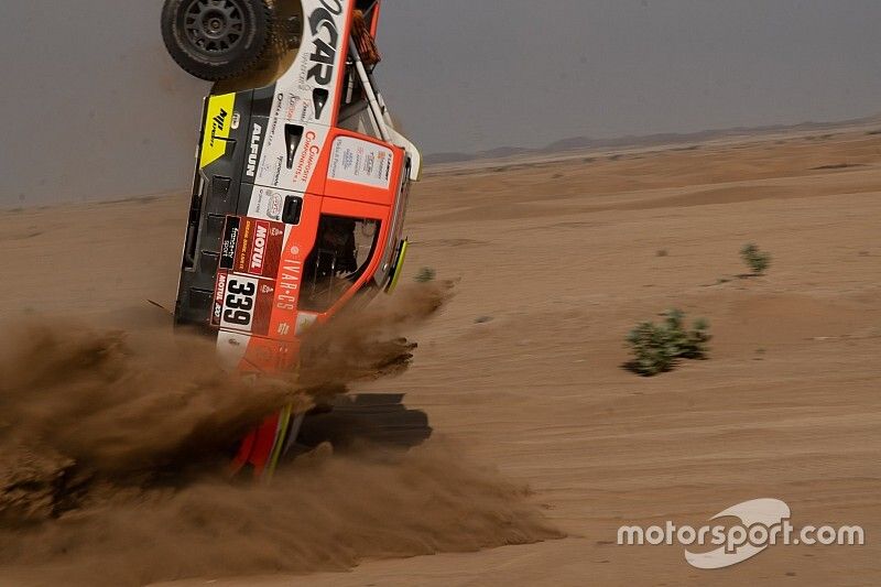 98 éves korában elhunyt a Dakar rali alapítójának apja, és megvan az első súlyos baleset (képek)