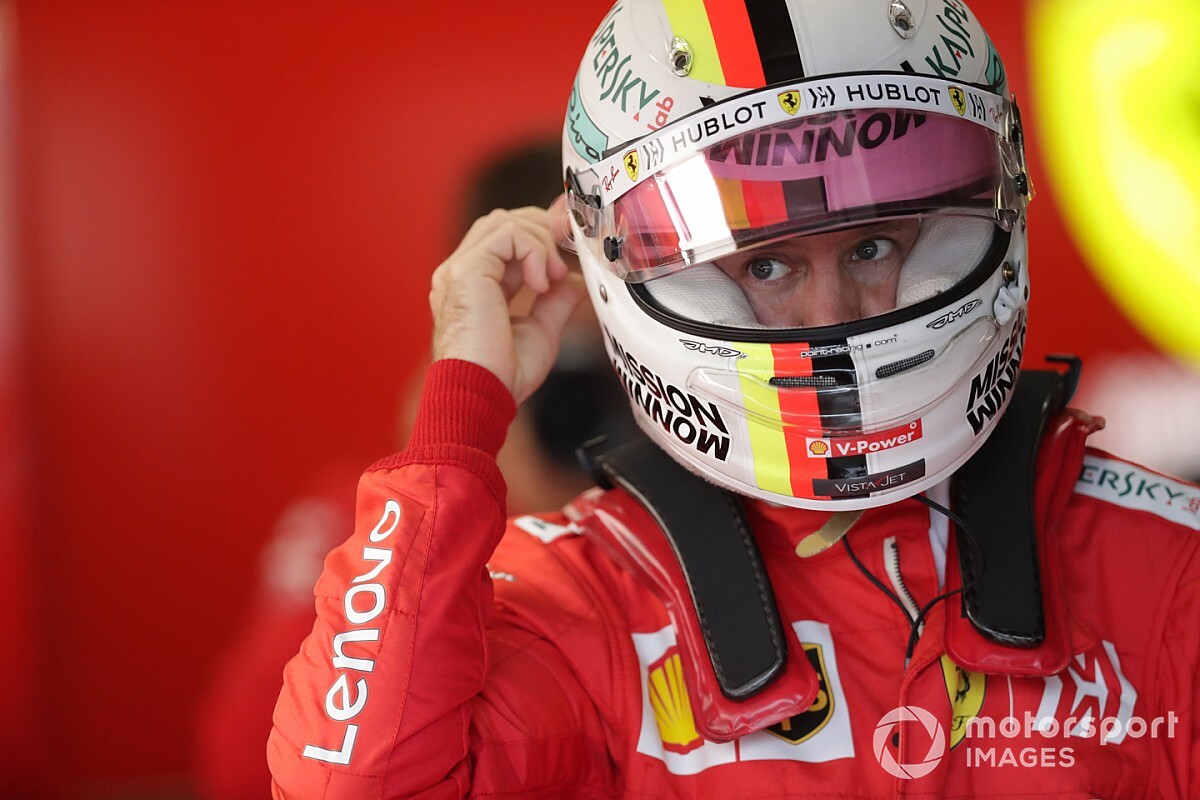 Vettel scherza: "Sospetta la velocità in rettilineo delle Red Bull"