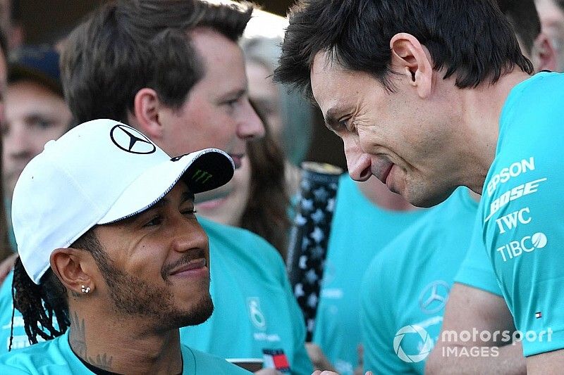 A Mercedes sem teljesen érti Hamilton kiírását