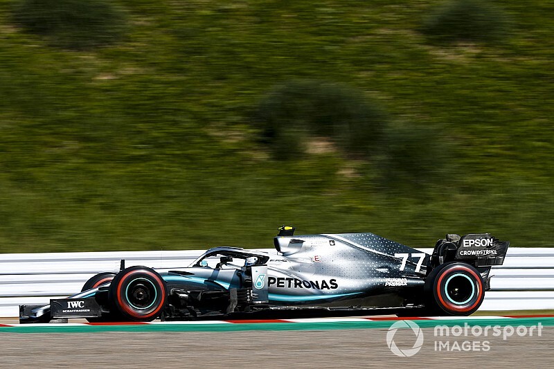 F1日本GP決勝:ボッタス今季3勝目、メルセデスがコンストラクターズタイトル決定