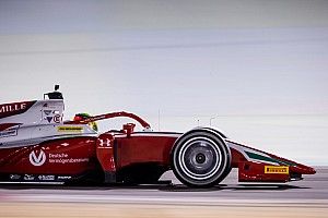 Formule 2-auto’s 30 kilogram zwaarder door 18 inch velgen