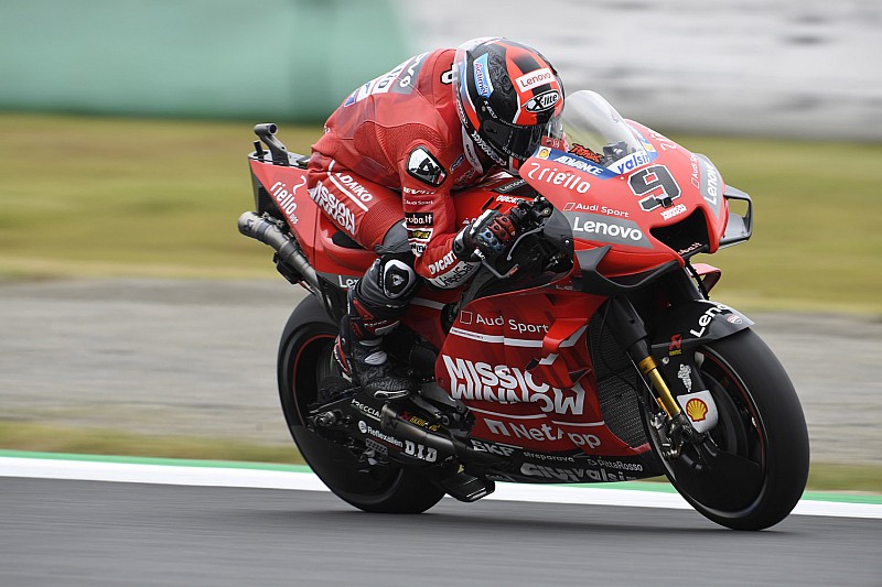Petrucci se impone a Márquez en la tercera libre en Japón