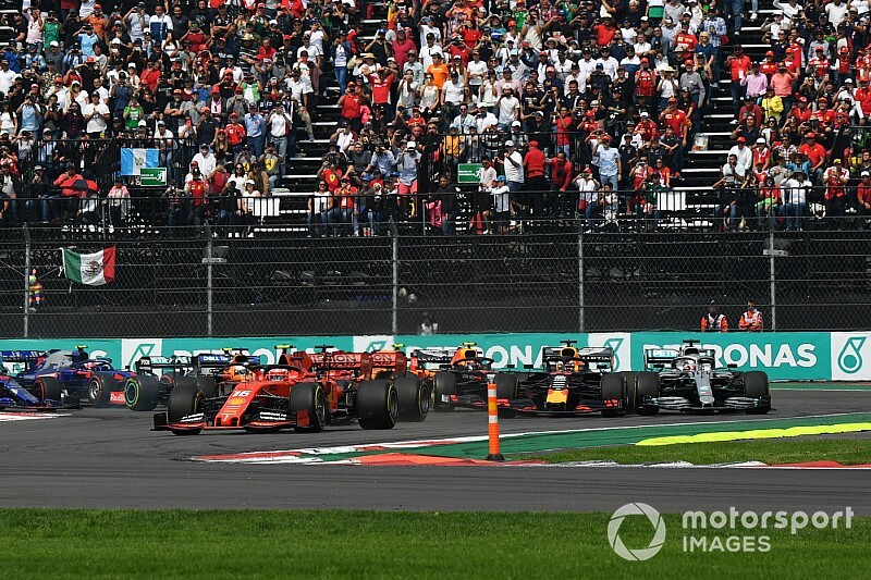 Vettel: "Zag Hamilton niet door dode hoek"