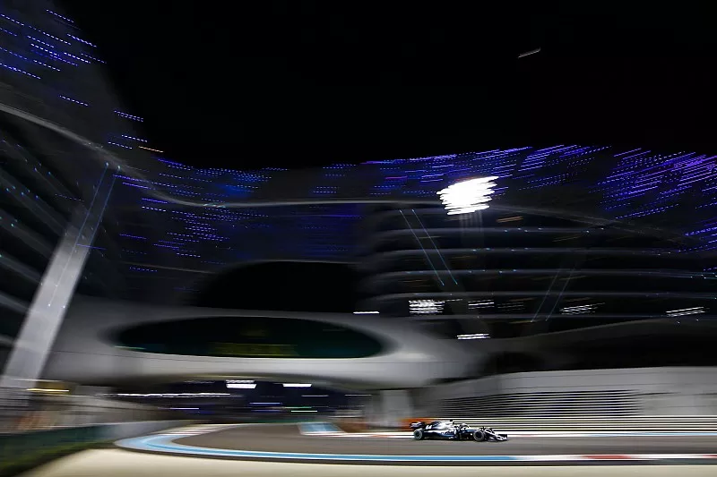 Lewis Hamilton, Mercedes AMG F1 W10