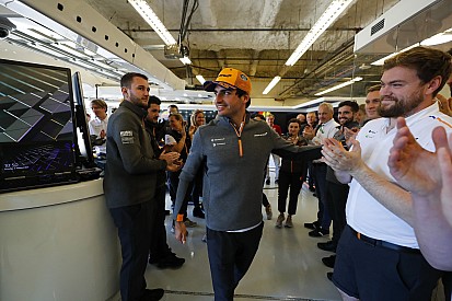 Sainz fordítani tudott Norris ellen az időmérőkön