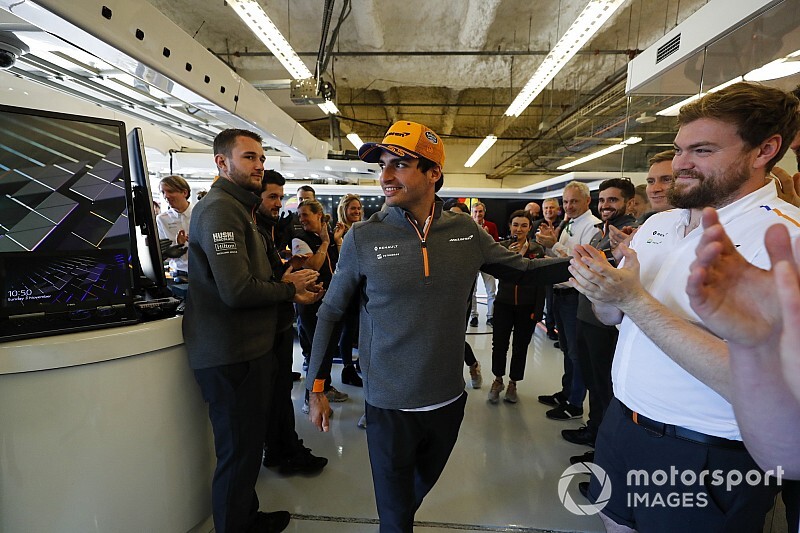Sainz fordítani tudott Norris ellen az időmérőkön
