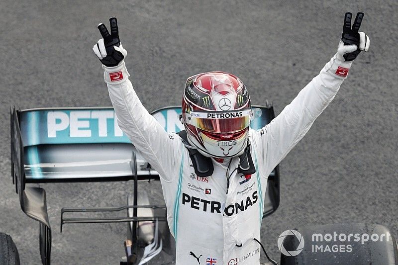 Lewis Hamilton, Mercedes AMG F1, 1st position, celebrates victory in Parc Ferme