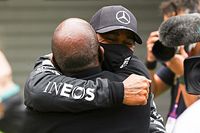 Hamilton édesapja: Max és Lewis nem utálják egymást