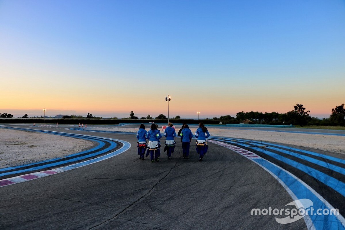 Brasileiras passam para próxima fase de programa da FIA