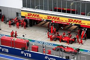 A Ferrarinál nehezen megy a számolás, Bottas megint üzent - a hétvége legjobb rádiós üzenetei