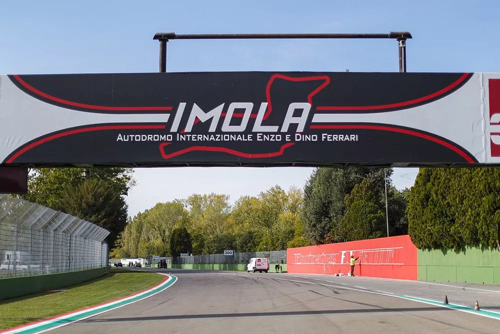 Letrero de Imola