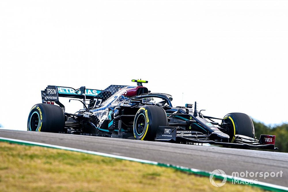 Bottas snelste in tweede training, Verstappen en Stroll botsen