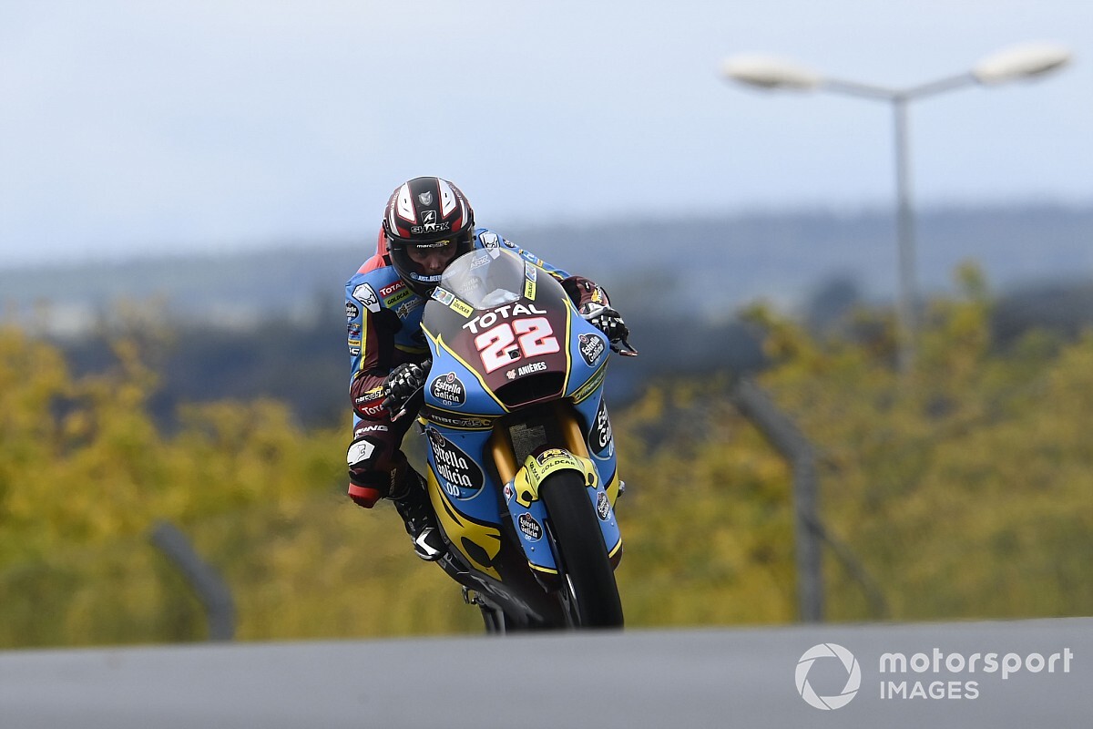 Moto2, Le Mans: Lowes trionfa e si rilancia, Marini zero punti