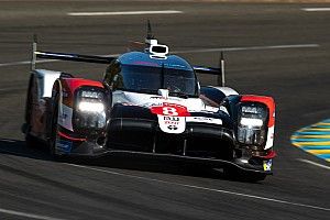 H+1 - Une Toyota en tête, crevaison pour la #8