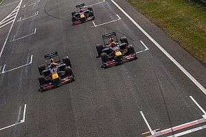 Galeri: Verstappen ve Ricciardo, Zandvoort'ta Jumbo etkinliğine katıldı