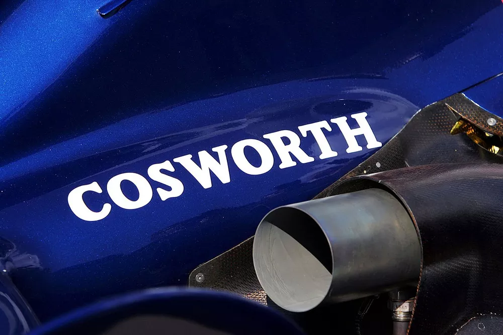 Logo Cosworth sur la Williams FW28