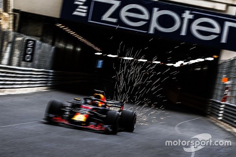Ricciardo vuela en Mónaco y se lleva la pole