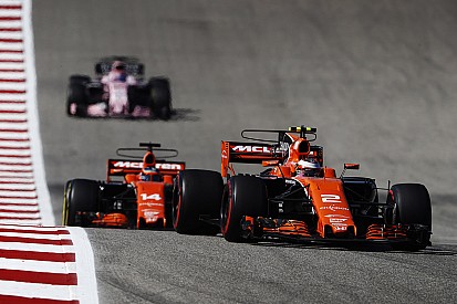 Alonso y Vandoorne saldrán al fondo de la parrilla en México