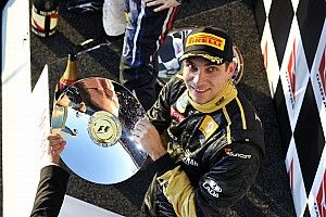 Петров рассказал о переговорах с Force India о контракте на 2016 год