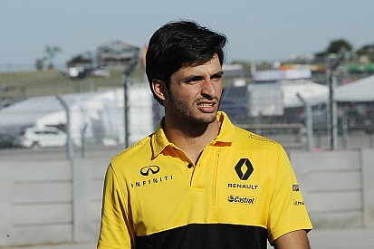 Sainz: "Faccio una stagione-sprint in preparazione al 2018"