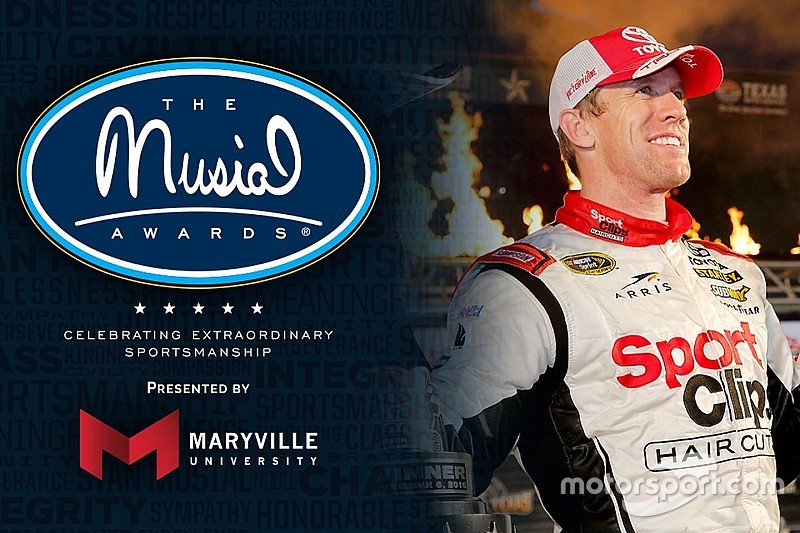 Carl Edwards to receive sportsmanship award for "pure class"